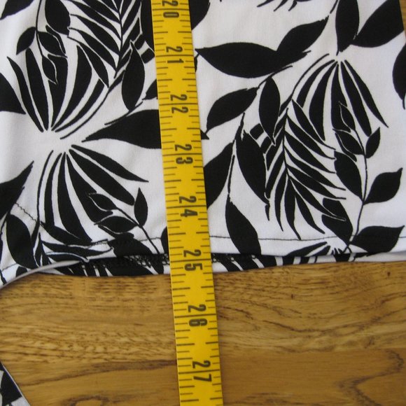 Easywear by Chico's V-Neck Tie-Front Tropical Shirt - Picture 9 of 10